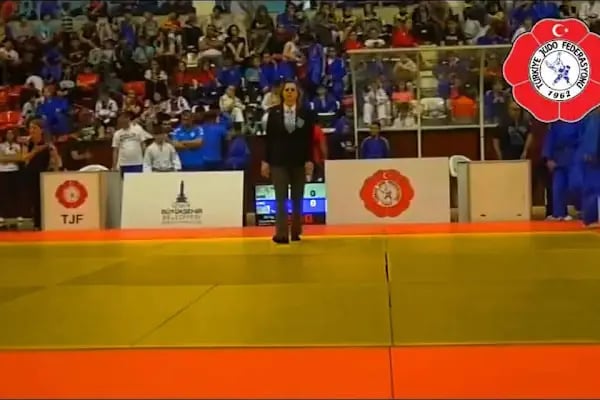 Celal Atik Spor Salonu - Resim 14