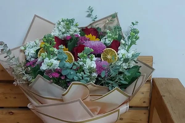Balçova Violet Çiçek Atölyesi - Resim 11