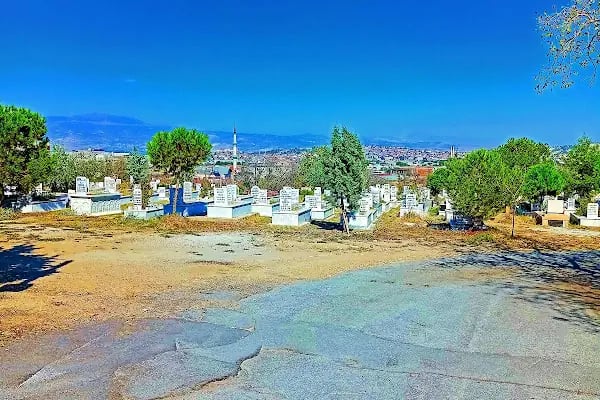 İlbadı Eski Mezarlık - Resim 17