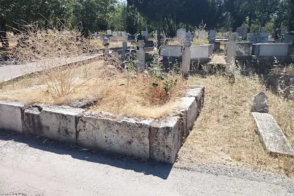 İlbadı Eski Mezarlık - Resim 6