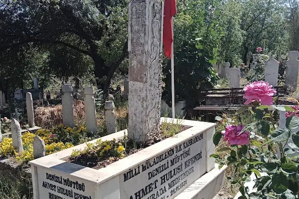 İlbadı Eski Mezarlık - Resim 5