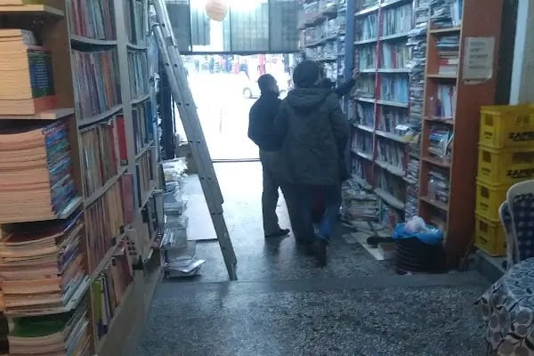 Çatalçeşme Akademi Kitabevi - Resim 8