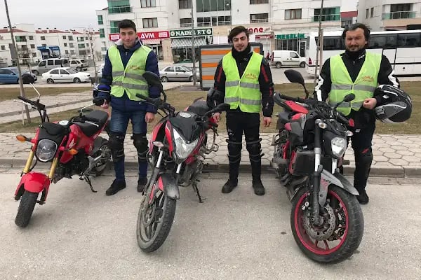 Eskişehir Adalar Sürücü Kursu - Resim 17