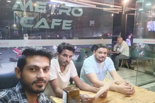 Metro Cafe - Resim 8