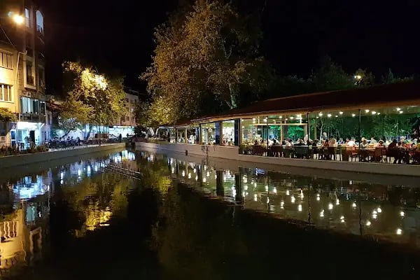 Turgutalp Havuzlu Park - Resim 4