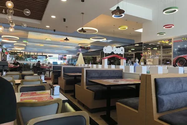 Yeşilyurt AVM - Resim 20
