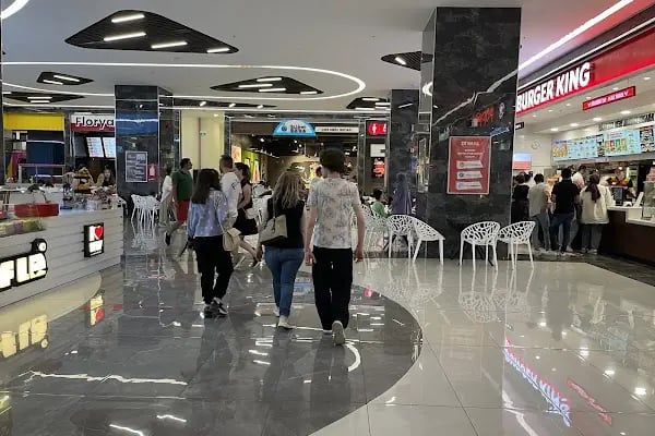 Yeşilyurt AVM - Resim 3