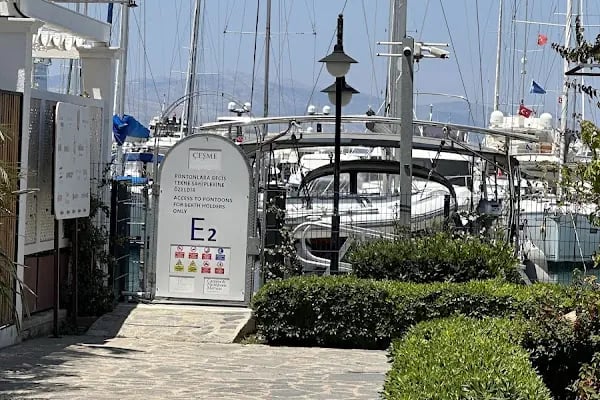 Çeşme Limanı - Resim 6