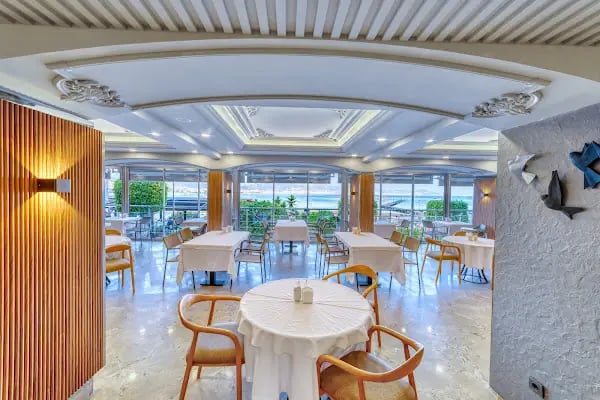 Numa Port Hotel - Resim 8