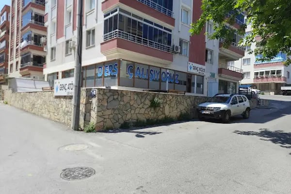 Genç Atölye Lise - Resim 1