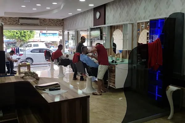 Saloon Serdar Kurtoğlu ERKEK KUAFÖRÜ - Resim 3