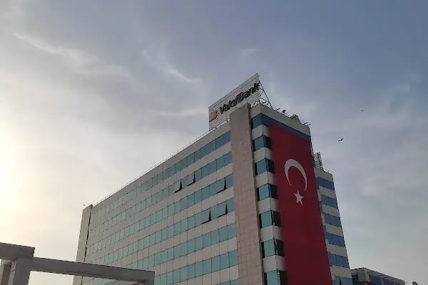 Vakıfbank Güneşli Ticari Şubesi - Resim 6
