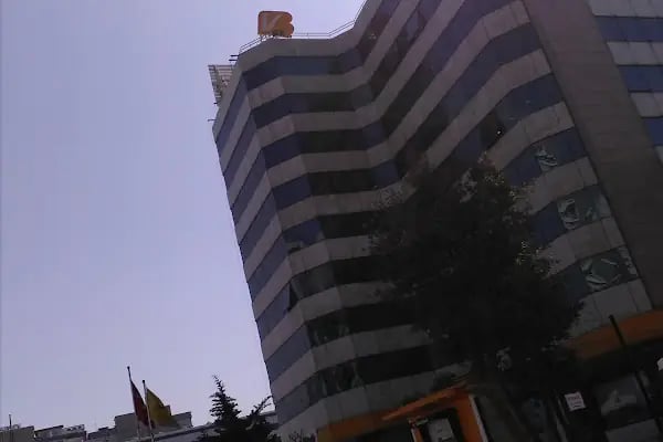 Vakıfbank Güneşli Ticari Şubesi - Resim 8