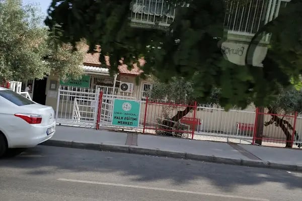 Bayraklı Halk Eğitimi Merkezi - Resim 3