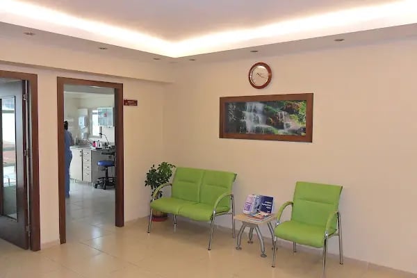 Sadem Bayramyeri Ağız ve Diş Sağ. Polikliniği - Resim 3