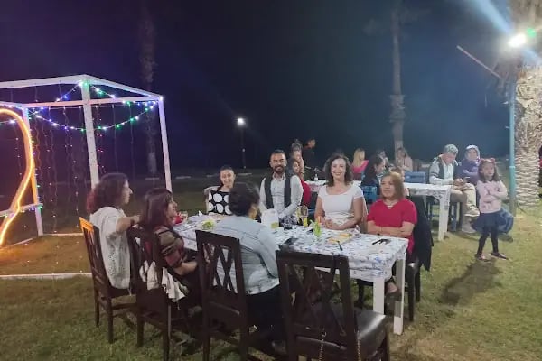 Kelenderis Cafe - Resim 20