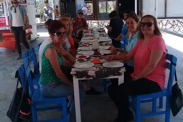 Kelenderis Cafe - Resim 15
