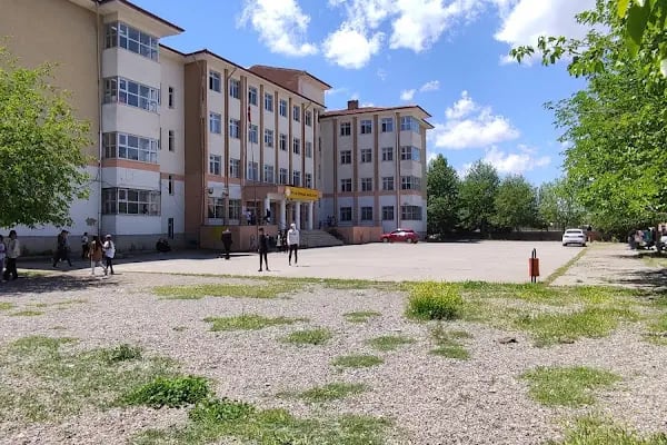 Tepe Çok Programlı Anadolu Lisesi - Resim 2