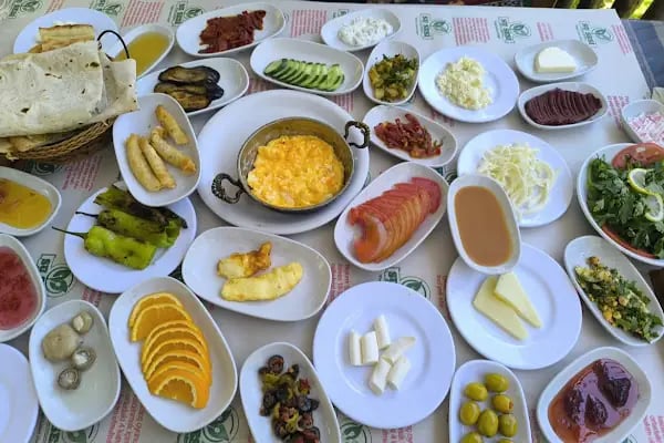 Kirazlı Konak Restaurant&amp;Cafe - Resim 5