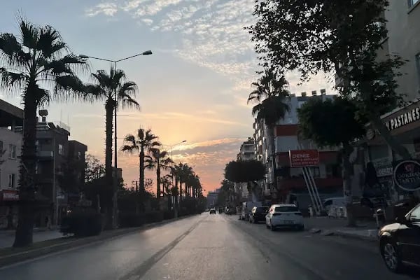 Ikram Baklava Ve Dondurma Salonu - Resim 1