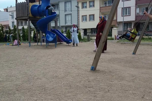 Gürsu Yüzme Havuzu - Resim 9
