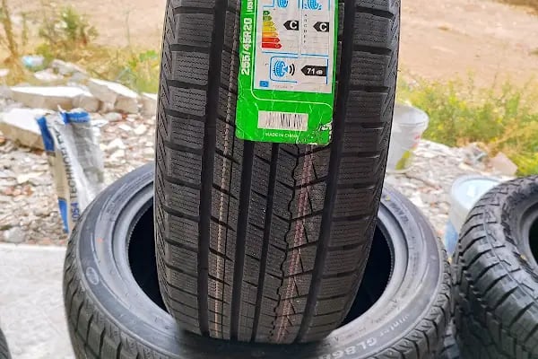 Güçlü Oto Lastik - Resim 14