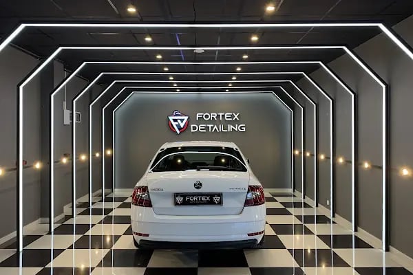 ED'S Car Wash & Detailing - Resim 3