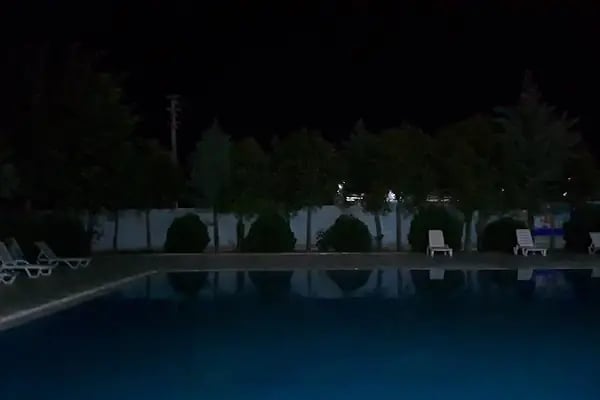 Akçakale Yüzme Havuzu - Resim 11
