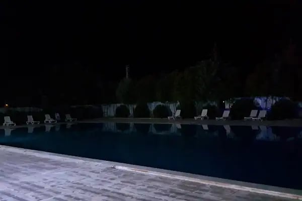 Akçakale Yüzme Havuzu - Resim 12