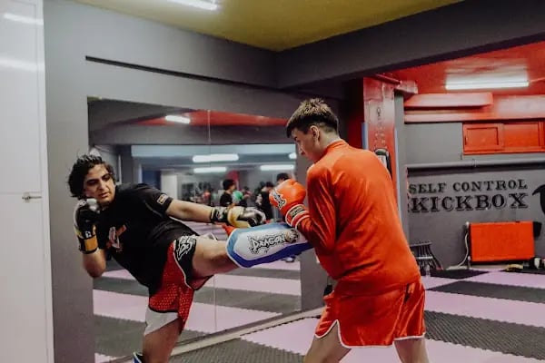 Self Control Fight Academy - MMA - Kickboxing - Resim 6