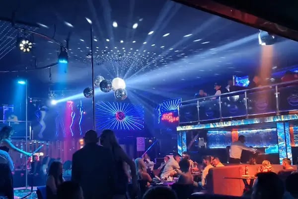 Flaş Night Club - Resim 3