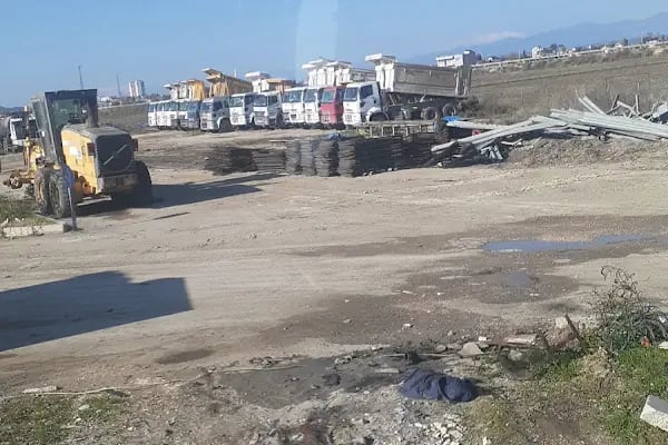 Karayolları 5. Bölge Emiroğlu Yol Şantiyesi - Resim 1