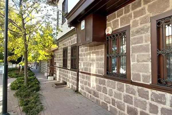 Ulucanlar Göz Eğitim ve Araştırma Hastanesi - Resim 16