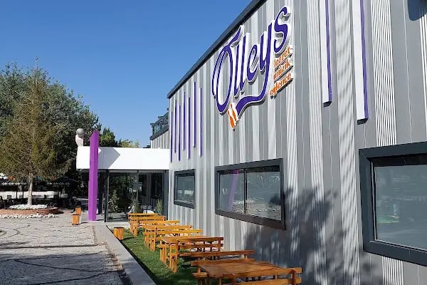 OLLEYs Cafe Bowling ve Eglence Merkezi - Resim 7