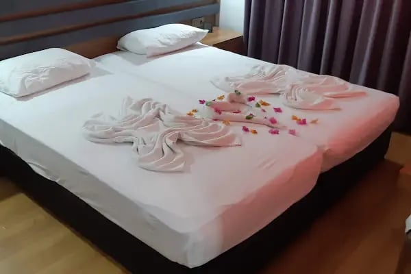 Hakdem Bonapart Hotel - Resim 2