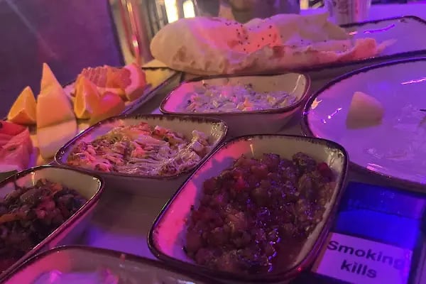 Cosmopolitan Bar - Resim 18