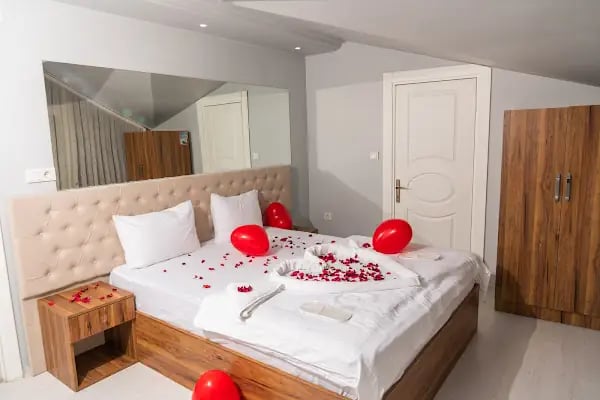 Heraldic Room Hotel - Resim 2