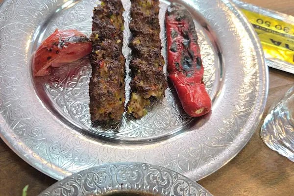 Eli Büyük Sadin Usta Et&Kebap Dünyası - Resim 10