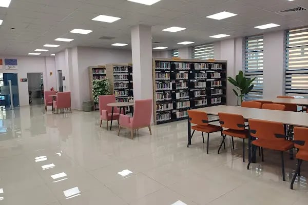 Sezai Karakoç Kütüphanesi - Resim 17