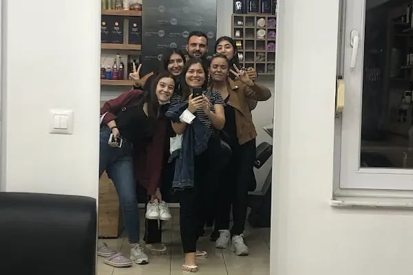 Ümit Ateş Bayan Kuaför - Resim 17