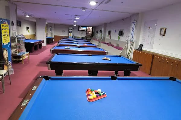 Palace Cafe & Restaurant Bowling - Resim 1