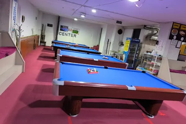 Palace Cafe & Restaurant Bowling - Resim 8