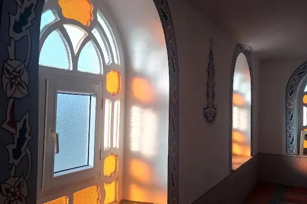 Cumhuriyet Camii - Resim 6
