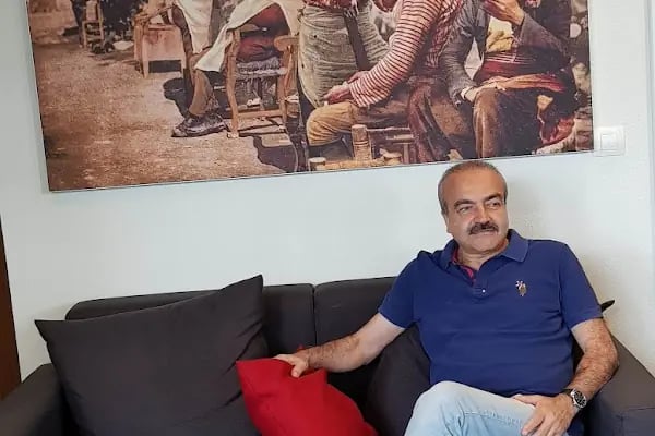 Berber Dükkanı Bay Mikail - Resim 15
