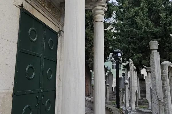 Mustafa Reşid Paşa Türbesi - Resim 17