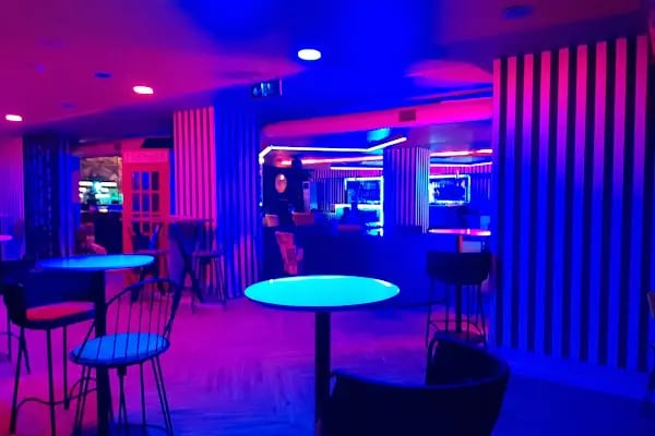 Malibu Clup Müzikhol - Resim 10