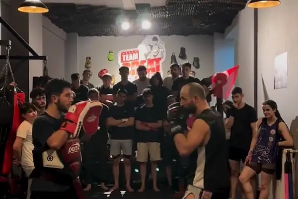 Breath FC İzmit Muay Thai - Kickboks - Crossfit Spor Salonu - Resim 6