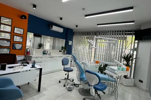 Dentaura ağız ve diş sağlığı polikliniği - Resim 2