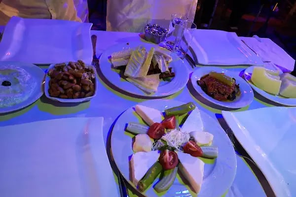 Gece Gündüz Bistro - Resim 14