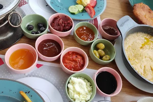 Huzur Tepesi Cafe Ve Resteurant - Resim 3